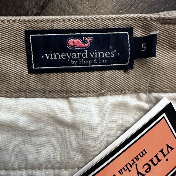 Vineyard Vines Breaker Shorts Size 5 NWT - Picture 4 of 4